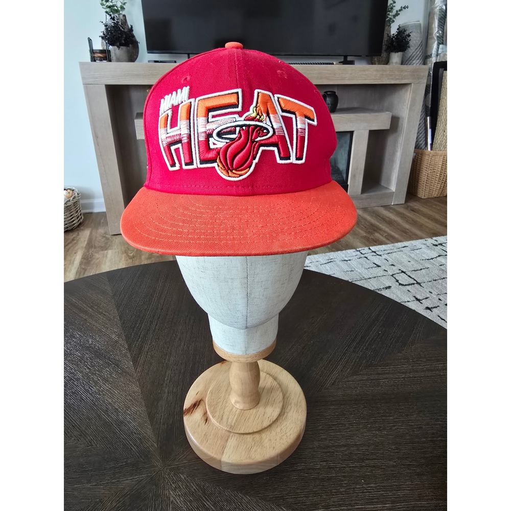 New Era Miami Heat Snapback Hat 9FIFTY NBA Eastern Conference Red Orange HWC‎